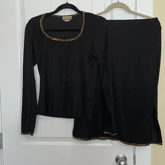 Skirt & Top Set - Picture 1 of 5